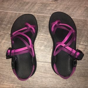 Chaco double strap sandals with toe strap, EUC